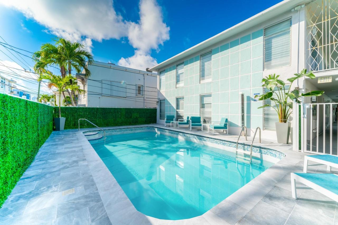 Praia Hotel Boutique & Apartments Miami Beach Exterior photo