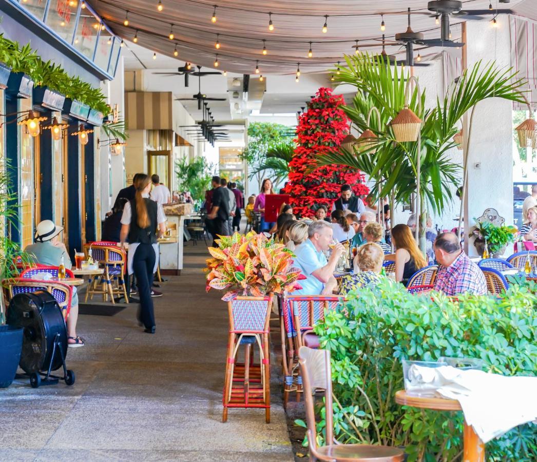 Praia Hotel Boutique & Apartments Miami Beach Exterior photo